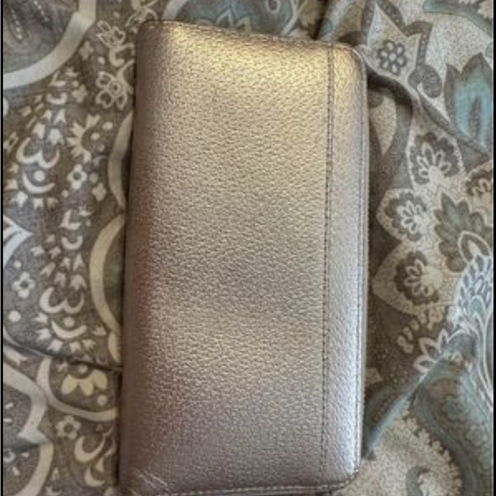 Kate Spade Wallet - Picture 3 of 6
